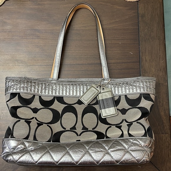 Black and silver coach purse - Picture 2 of 10